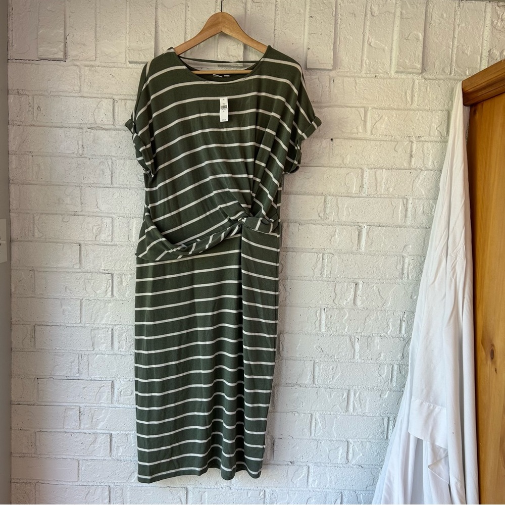 Gap green striped dress with cinched waist jersey material size XL NWT body con